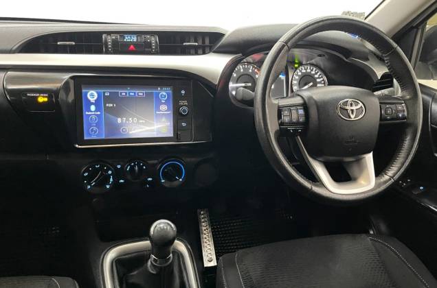 Hilux Revo Smart Cab 2.4 Mid Std Z Edition (MY20) MT - ภาพย่อที่ 35