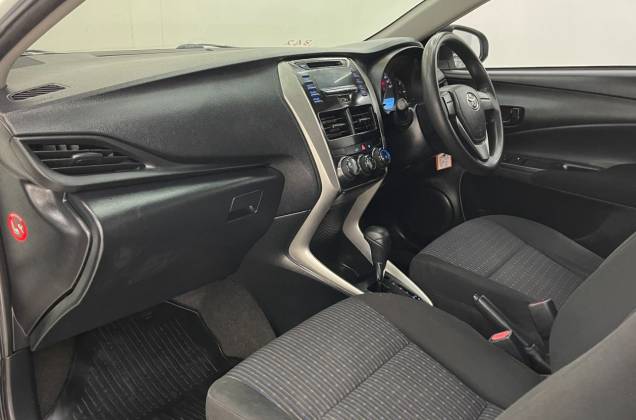 Yaris ATIV 1.2 J AT - ภาพย่อที่ 28