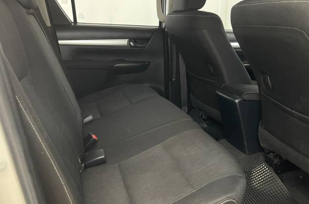 Hilux Revo Double Cab 2.4 Entry Prerunner (MY20) AT - ภาพย่อที่ 28