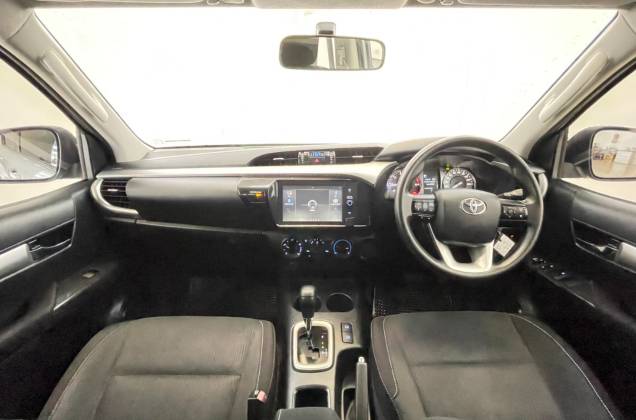 Hilux Revo Double Cab 2.4 Entry Prerunner (MY20) AT - ภาพย่อที่ 33
