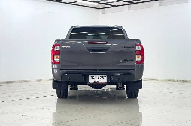 Hilux Revo Double Cab 2.4 Mid Z Edition (MY24) MT - ภาพย่อที่ 8