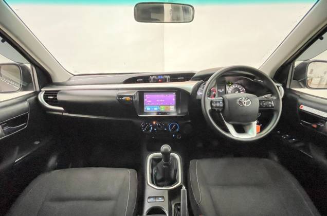Hilux Revo Double Cab 2.4 Mid Z Edition (MY24) MT - ภาพย่อที่ 33