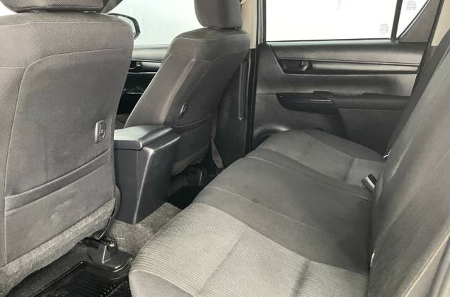 Hilux Revo Double Cab 2.4 Entry Z Edition (MY22) MT - ภาพย่อที่ 32