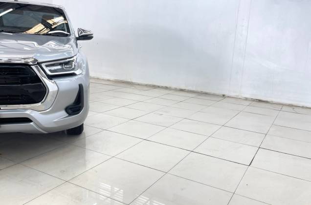 Hilux Revo Smart Cab 2.4 Mid Z Edition (MY22) MT - ภาพย่อที่ 17