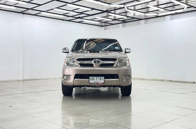 Hilux Vigo Cab 2.5 E MT - ภาพย่อที่ 3
