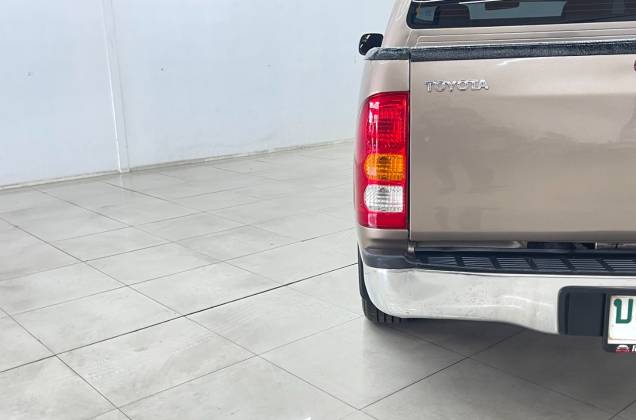 Hilux Vigo Cab 2.5 E MT - ภาพย่อที่ 19