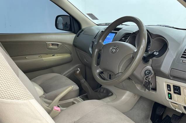 Hilux Vigo Cab 2.5 E MT - ภาพย่อที่ 28
