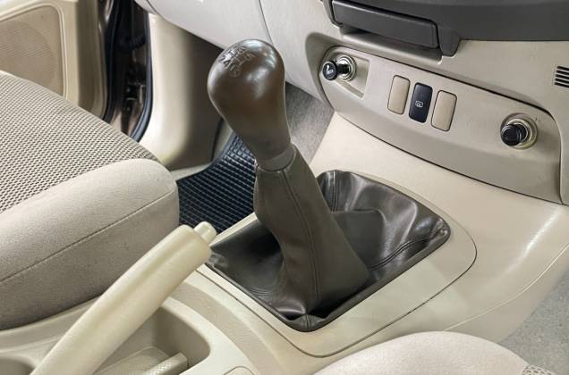 Hilux Vigo Cab 2.5 E MT - ภาพย่อที่ 34