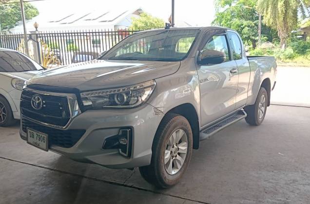 Hilux Revo Smart Cab 2.4 E  Plus Prerunner (MY18) MT