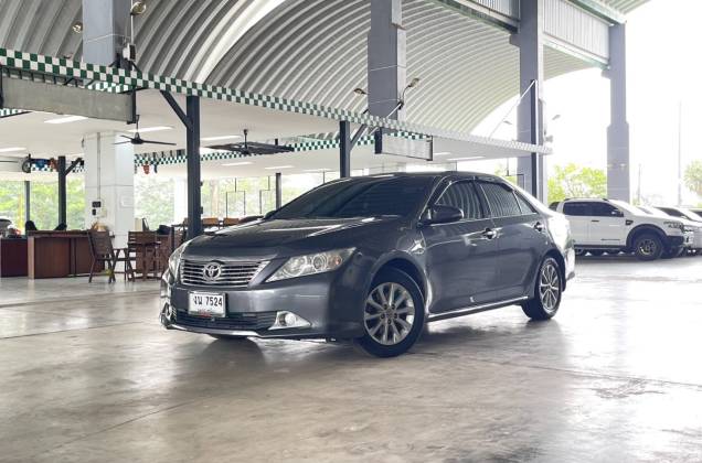 Camry 2.0 G (MY12) AT