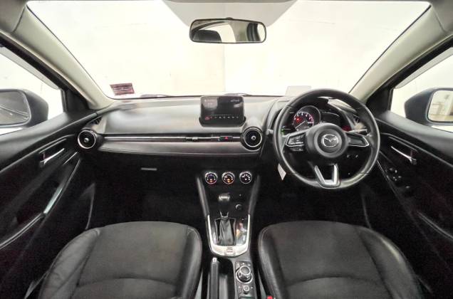 2 1.3 Skyactiv High Plus (MY17) AT - ภาพย่อที่ 32