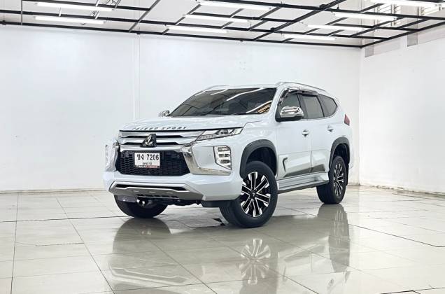 Pajero Sport 2.4 GT Premium 2WD (MY20) AT