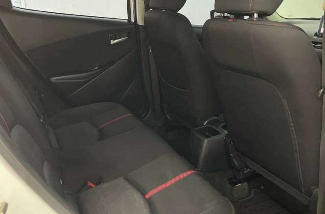 2 1.3 Skyactiv Sports High Plus (MY17) AT - ภาพย่อที่ 23