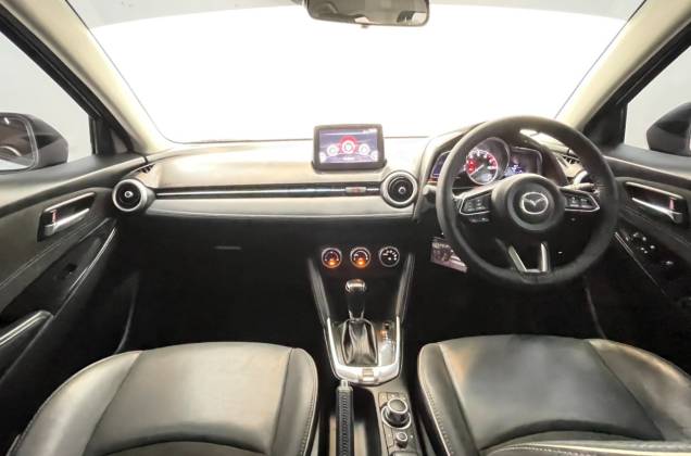 2 1.3 Skyactiv-G S Leather Sedan (MY19)(MNC) AT - ภาพย่อที่ 32