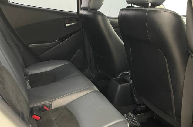 2 1.3 Skyactiv-G S Leather Sedan (MY19)(MNC) AT - ภาพย่อที่ 27
