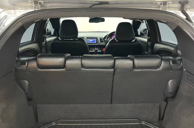 HR-V 1.8 RS (MNC) AT - ภาพย่อที่ 24