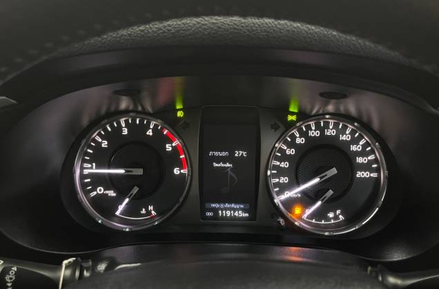 Hilux Revo Smart Cab 2.4  Mid Prerunner (MY20) MT - ภาพย่อที่ 32