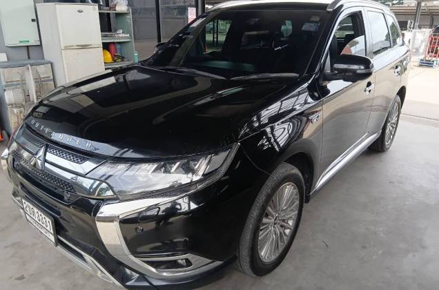 Outlander 2.4 PHEV GT Premium  AT