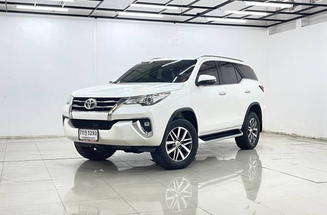 Fortuner 2.4 V (MY15) (MNC) AT