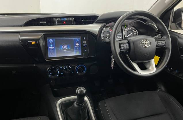 Hilux Revo Double Cab 2.4 Entry Prerunner (MY20) MT - ภาพย่อที่ 34