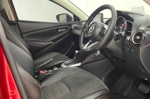 2 1.3 Skyactiv Sports High plus (MY17) AT - ภาพย่อที่ 30