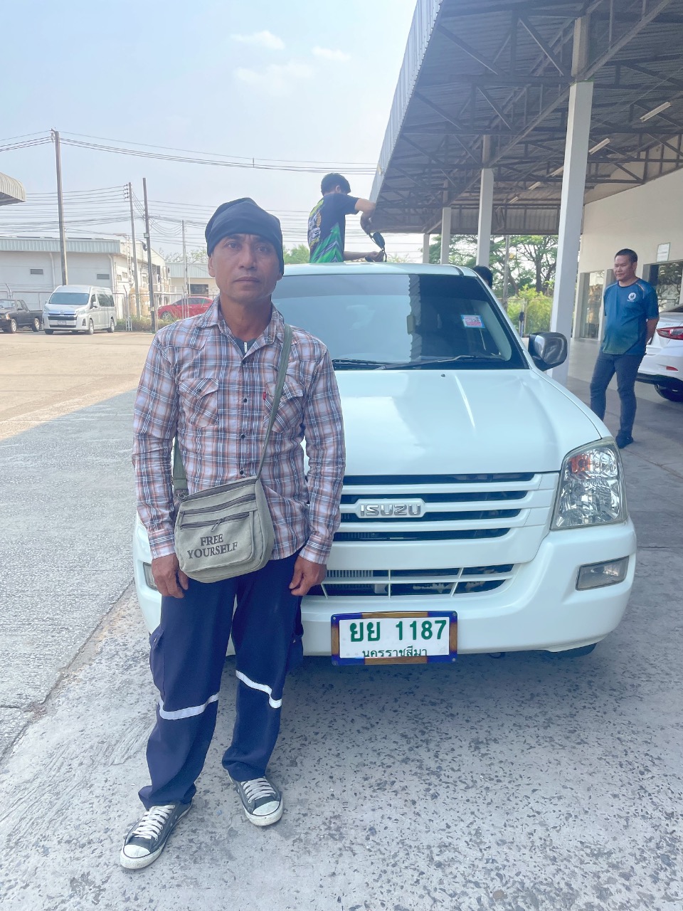 D-Max Spacecab SX 2.5 I-TEQ MT*